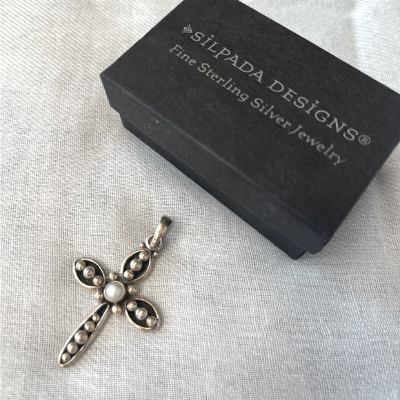 SILPADA “Credence” Pearl Sterling Silver Cross Pendant with Box - Picture 2 of 4